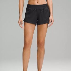 Lululemon Hotty Hot Low-Rise Lined Short 4"
